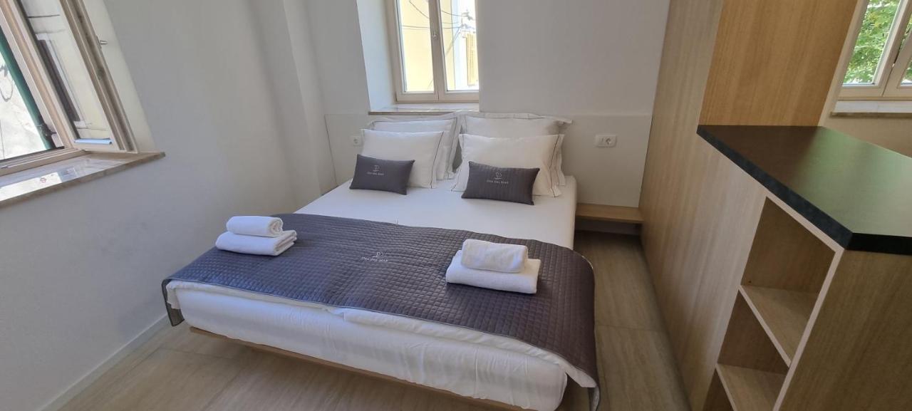 Dea Del Mar Apartments Изола Екстериор снимка