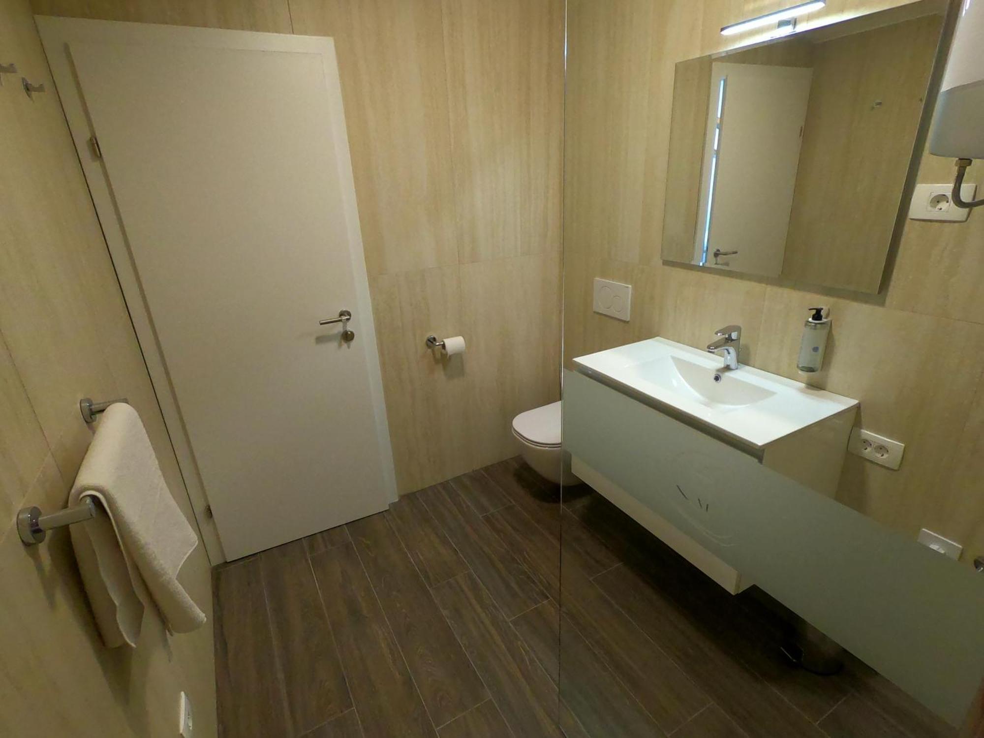 Dea Del Mar Apartments Изола Екстериор снимка